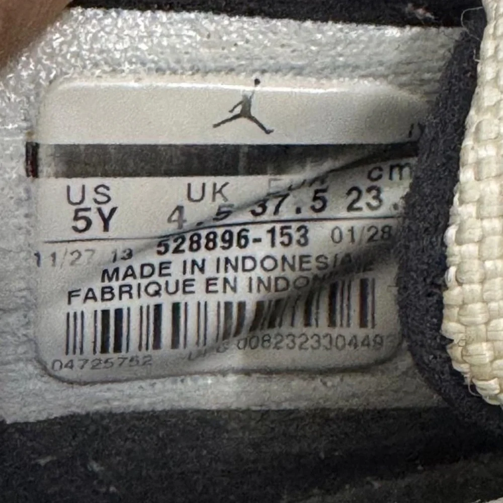 Jordan 11‎ Retro Low Concord (GS) Size 5Y